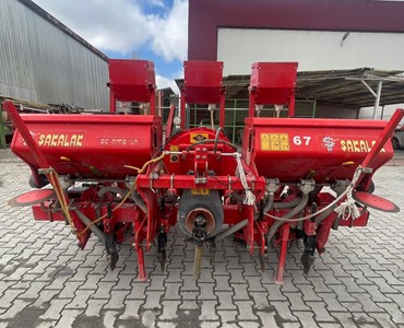 ŞAKALAK 5'Lİ GÜBRELİ 45 CM ARA MİKROGRANÜLLÜ PNÖMATİK EKİM MAKİNESİ 